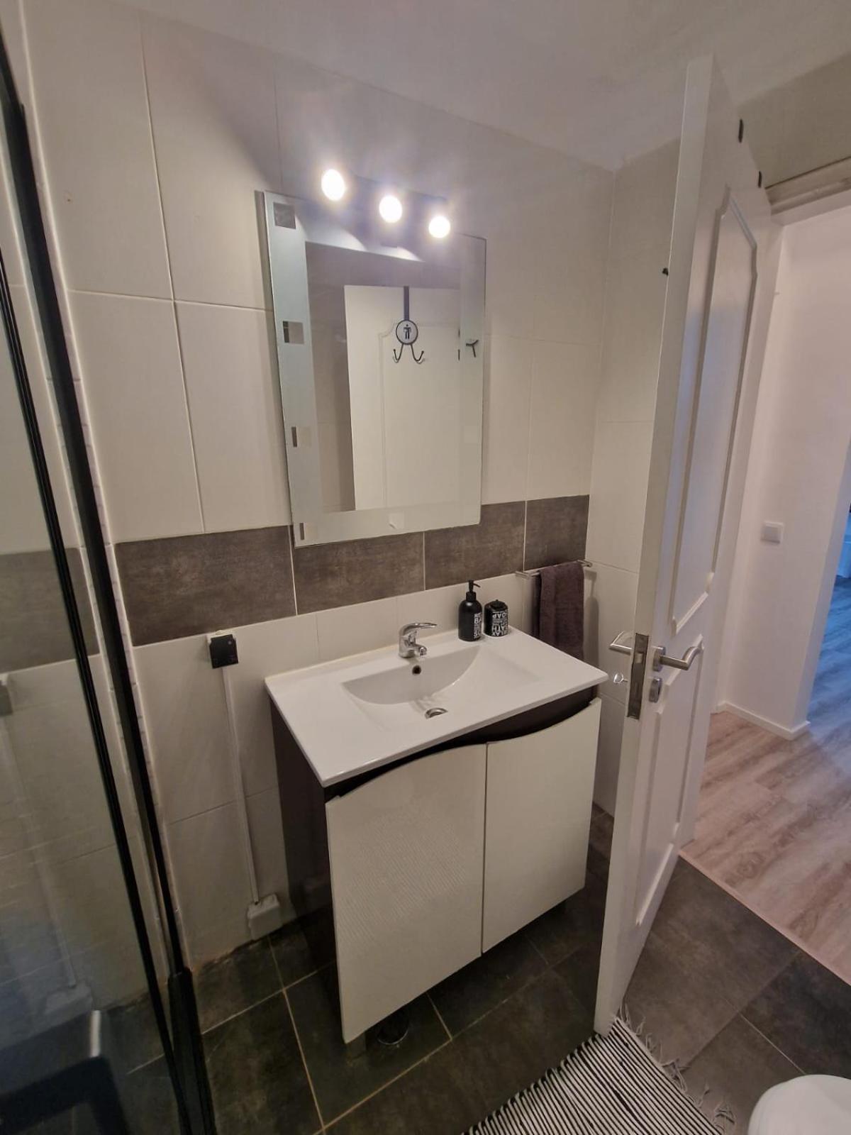 Apartamento Em Quarteira Eksteriør bilde