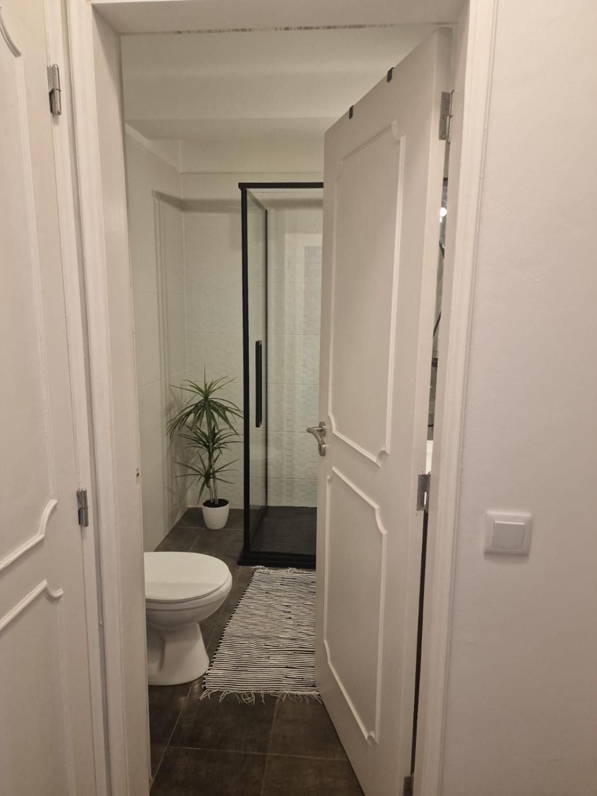 Apartamento Em Quarteira Eksteriør bilde